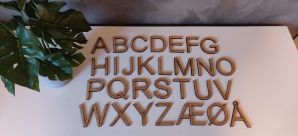 alfabet i træ